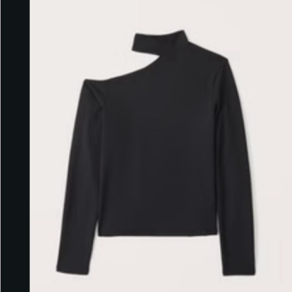 Abercrombie & Fitch Soft A&F seamless asymmetrical cutout top. Black. Size small